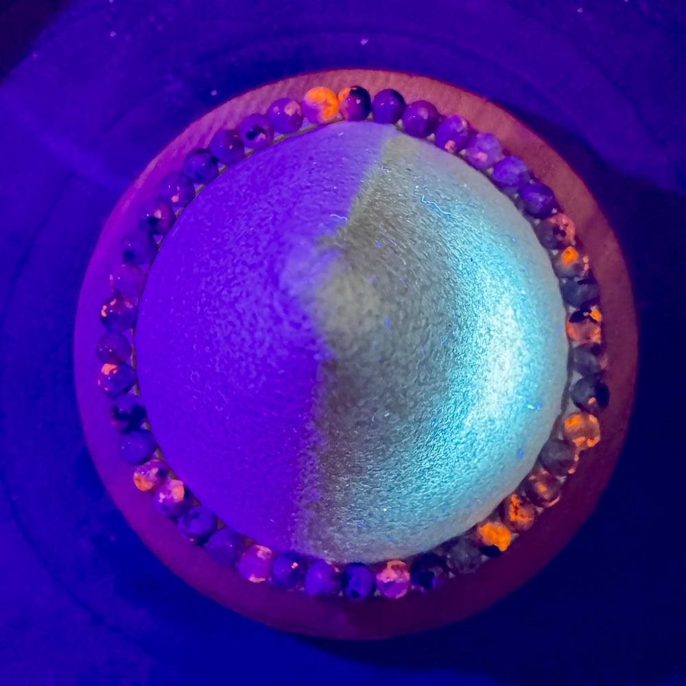 Pulsera elástica de Yooperlita (bolas 3mm, Fluorescente UV) UV