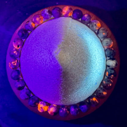 Pulsera elástica de Yooperlita (bolas 6mm, Fluorescente UV) de USA | Magicka Shop uv